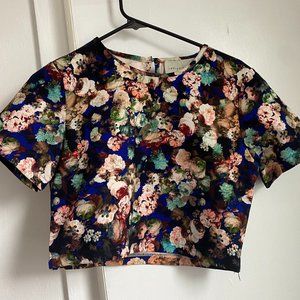 Short Sleeve Cropped Flower Print Top